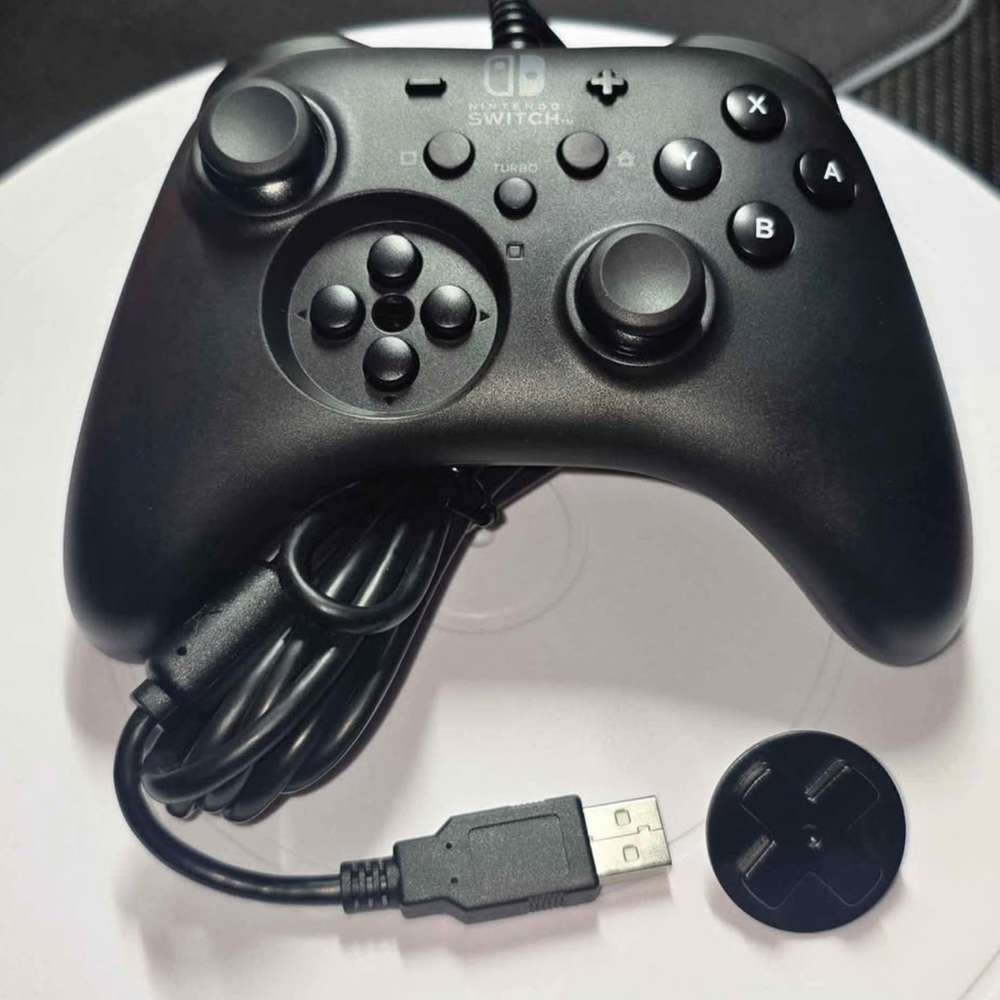 Nintendo Switch Wired Controller - Black
